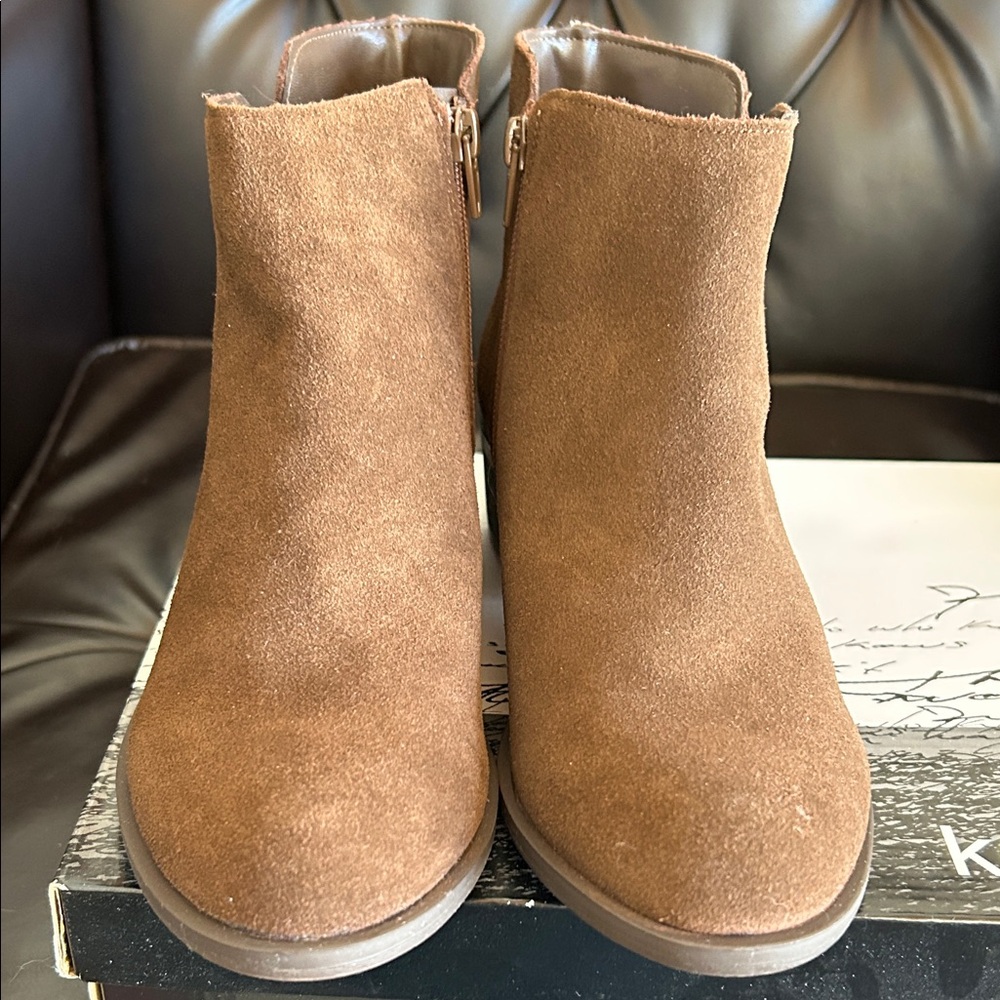 Kensie Women's Brown Suede Ankle Booties - Picture 2 of 7
